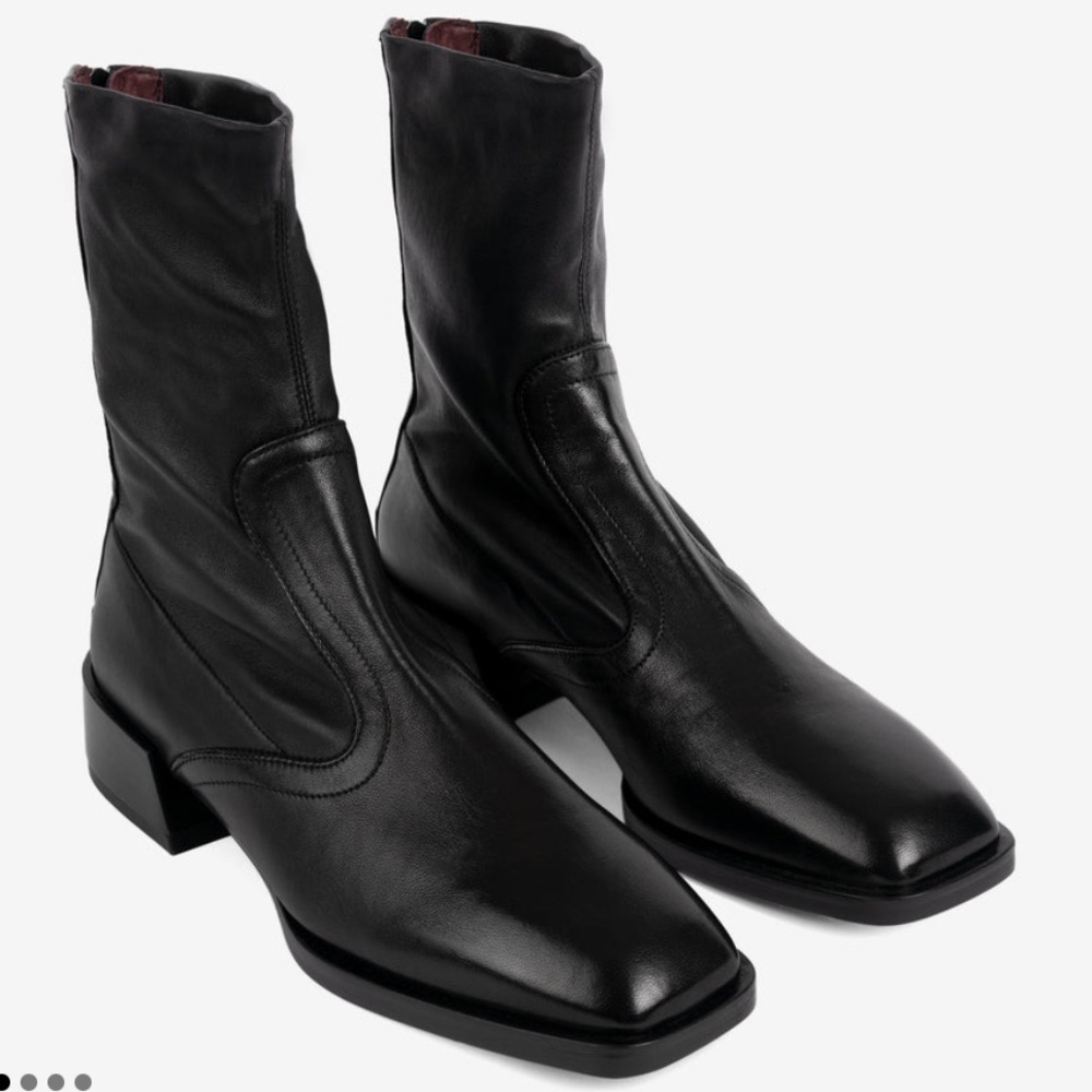 Labucq Caro Black Nappa Ankle Boots